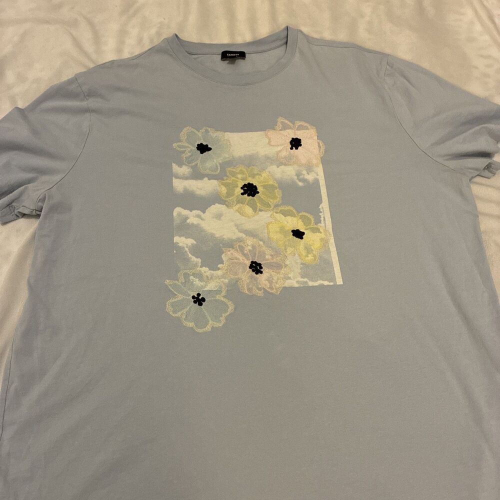 Express Shirt Men’s XL Blue Embroidered Floral Graphic 100% Cotton Tee T Shirt